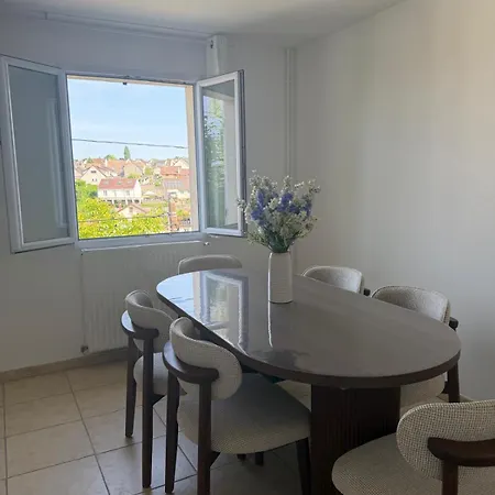 Spacious Duplex For 6 People, Parc Asterix, Cdg *